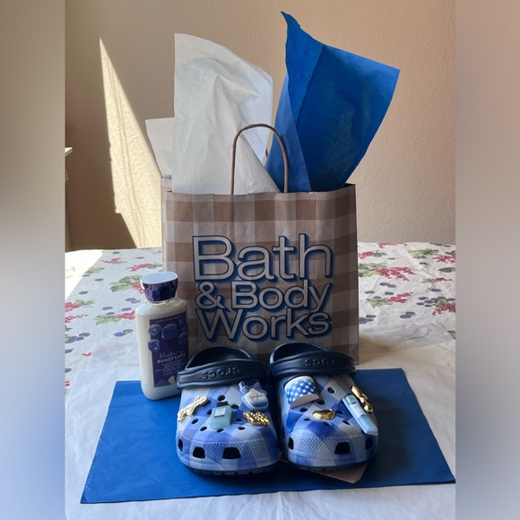 ππ€π BATH & BODY WORKS X GINGHAM CROCS BUNDLE ππ€π NWT ππ€π - Picture 4 of 16